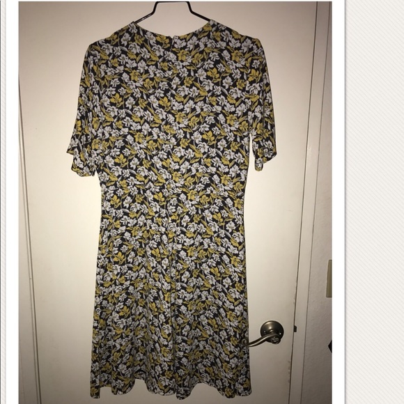 Banana Republic Floral Dress - Picture 2 of 4